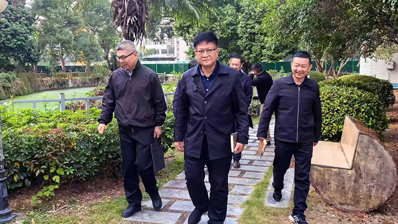 �����ֳܾ���С���칫����������Ժ����ָ������