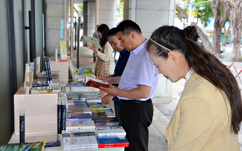 ����������  ���񻤺��Ķ�